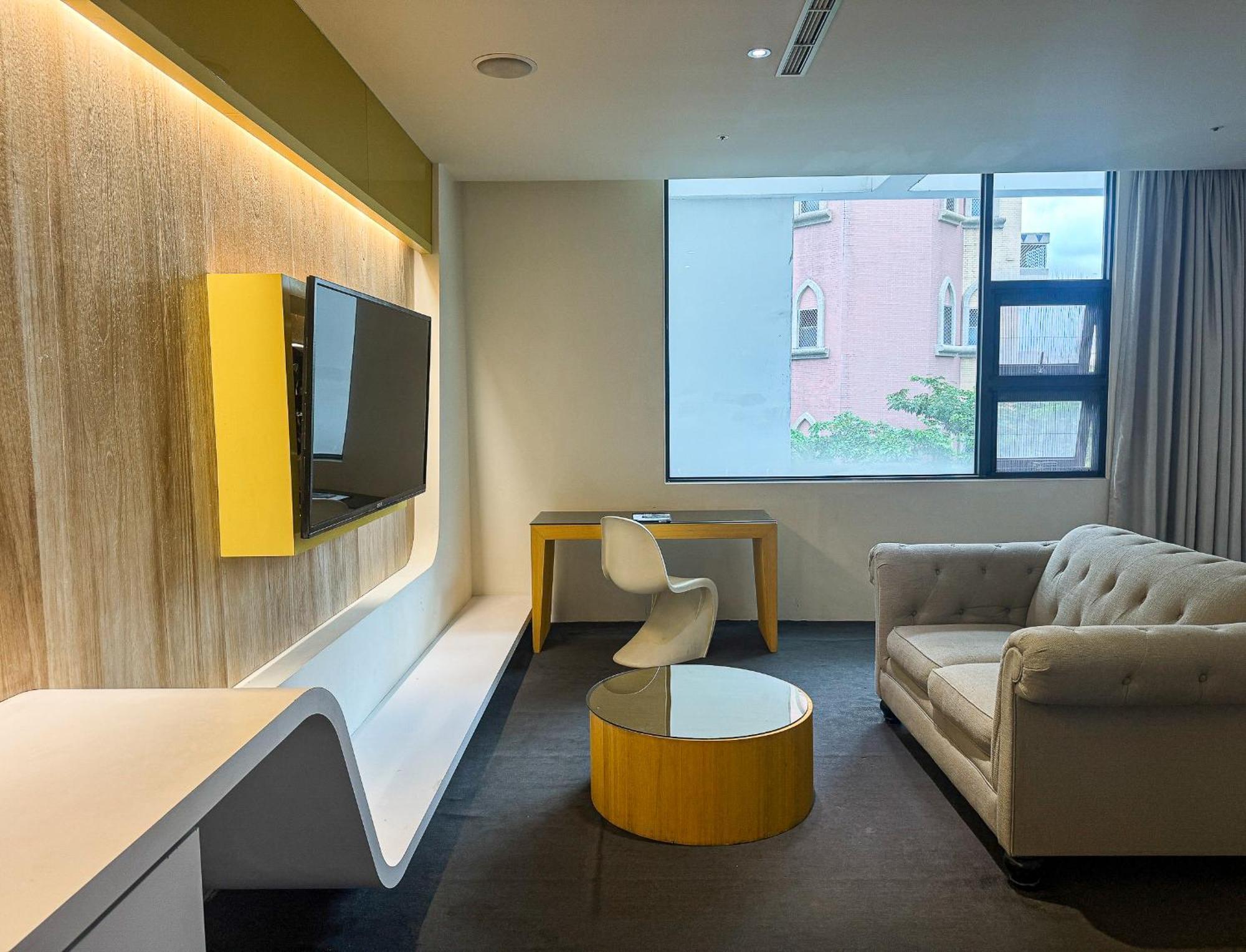 All-Ur Boutique Motel - Taichung Branch Екстер'єр фото