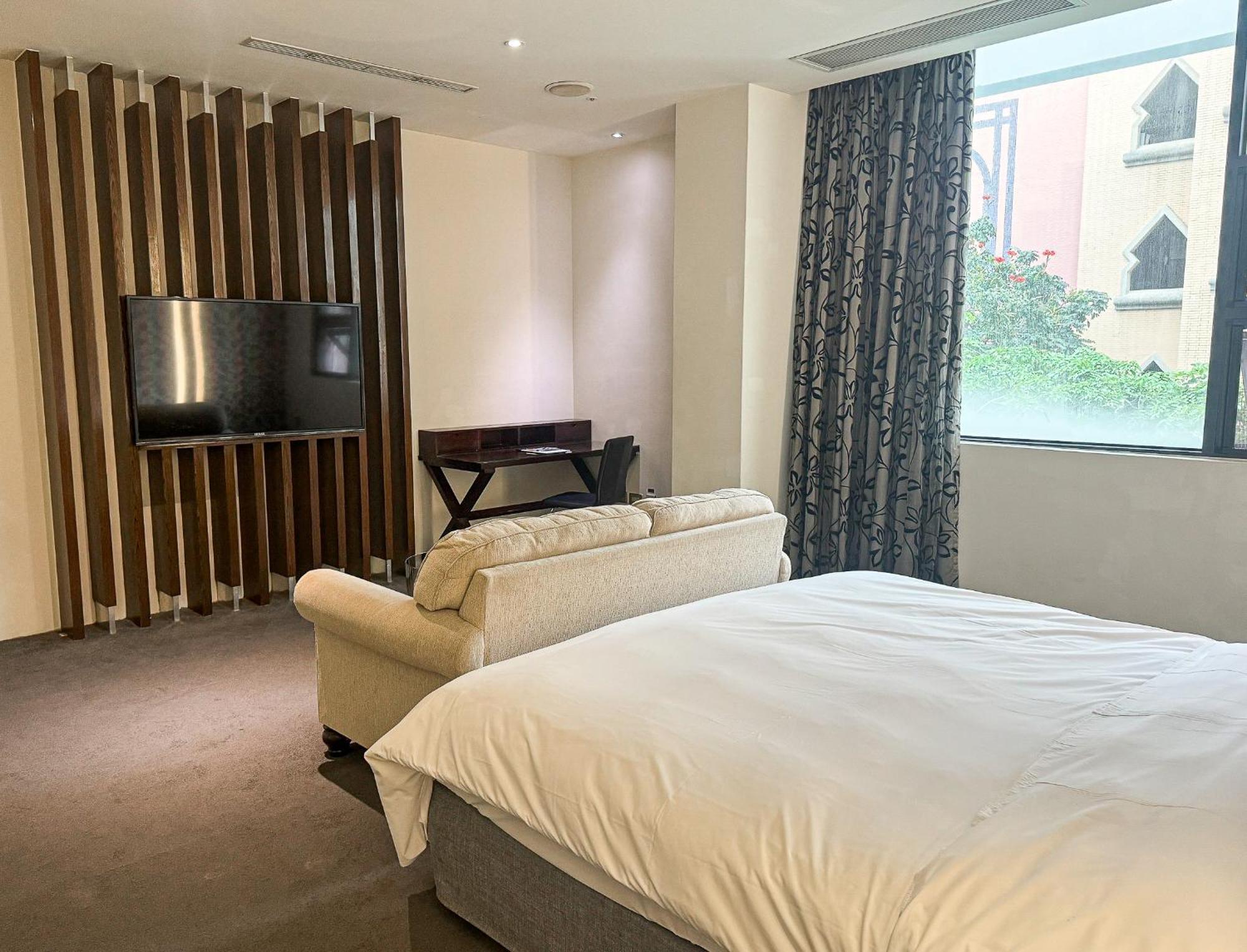 All-Ur Boutique Motel - Taichung Branch Екстер'єр фото