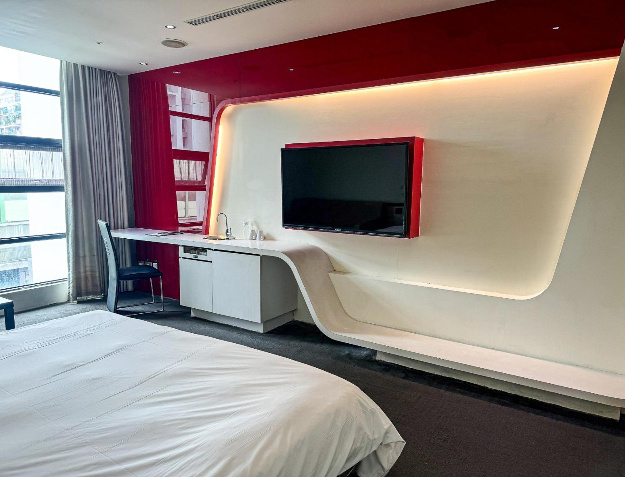All-Ur Boutique Motel - Taichung Branch Екстер'єр фото