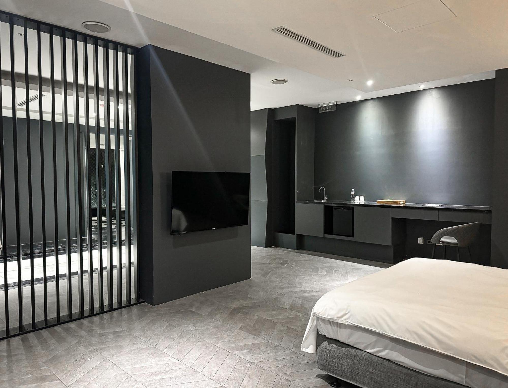 All-Ur Boutique Motel - Taichung Branch Екстер'єр фото