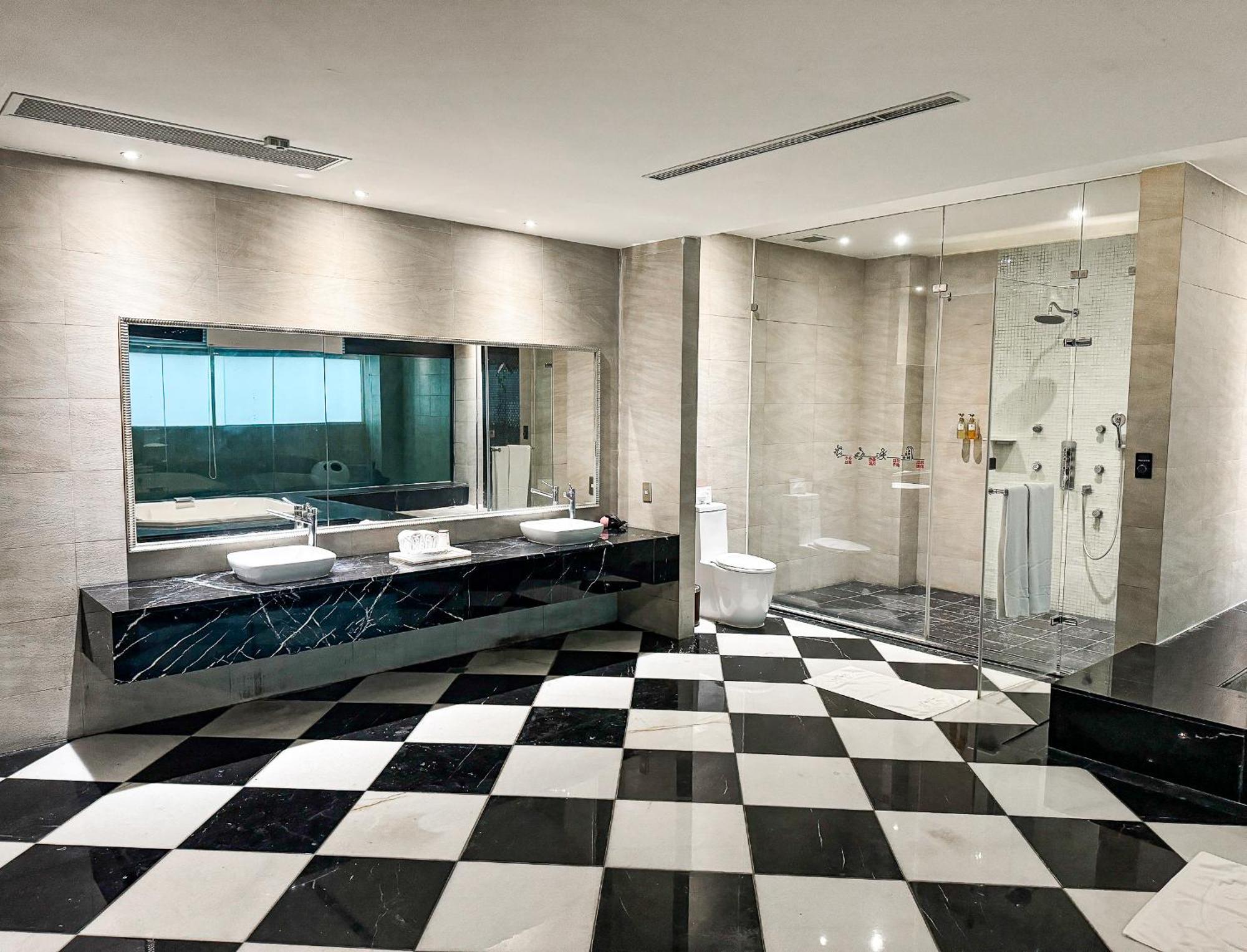 All-Ur Boutique Motel - Taichung Branch Екстер'єр фото