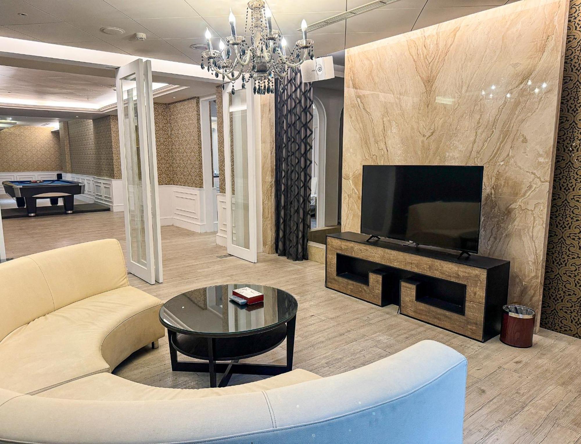 All-Ur Boutique Motel - Taichung Branch Екстер'єр фото