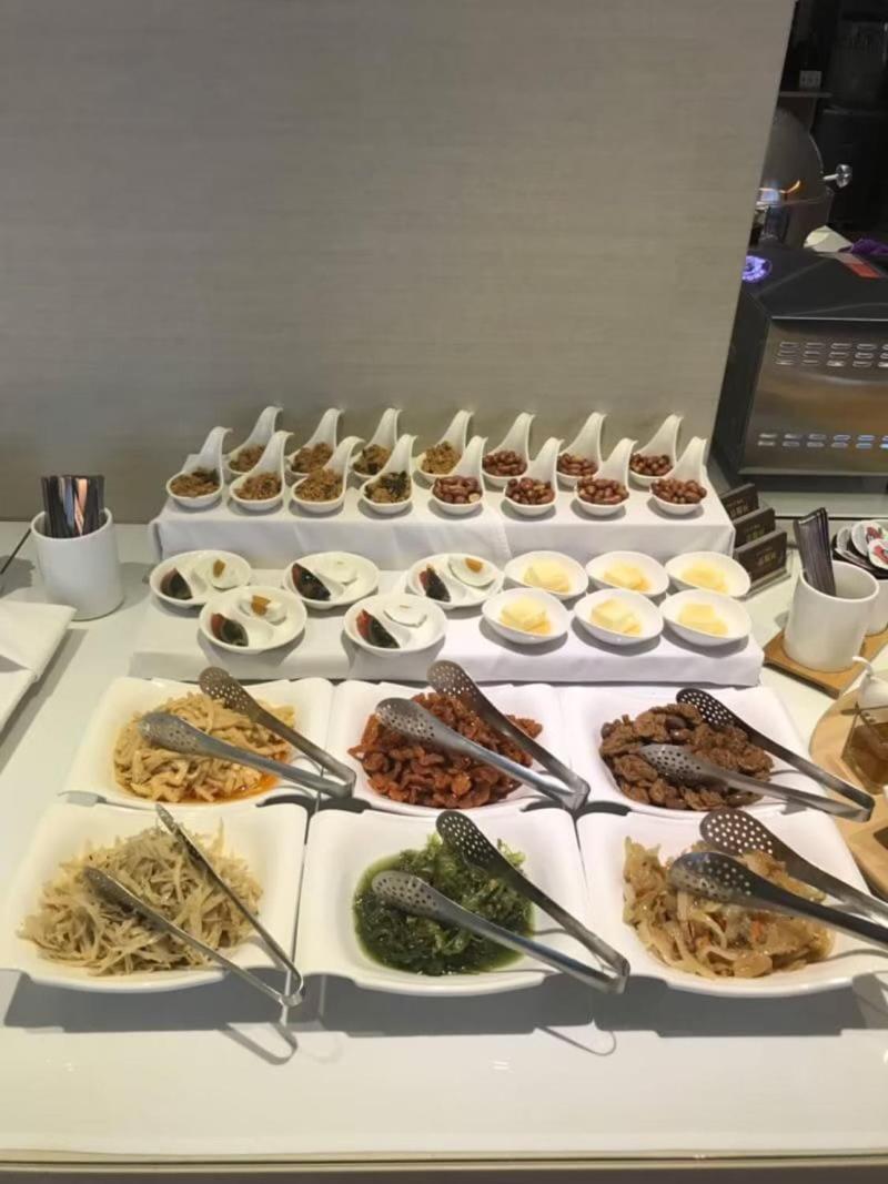 All-Ur Boutique Motel - Taichung Branch Екстер'єр фото