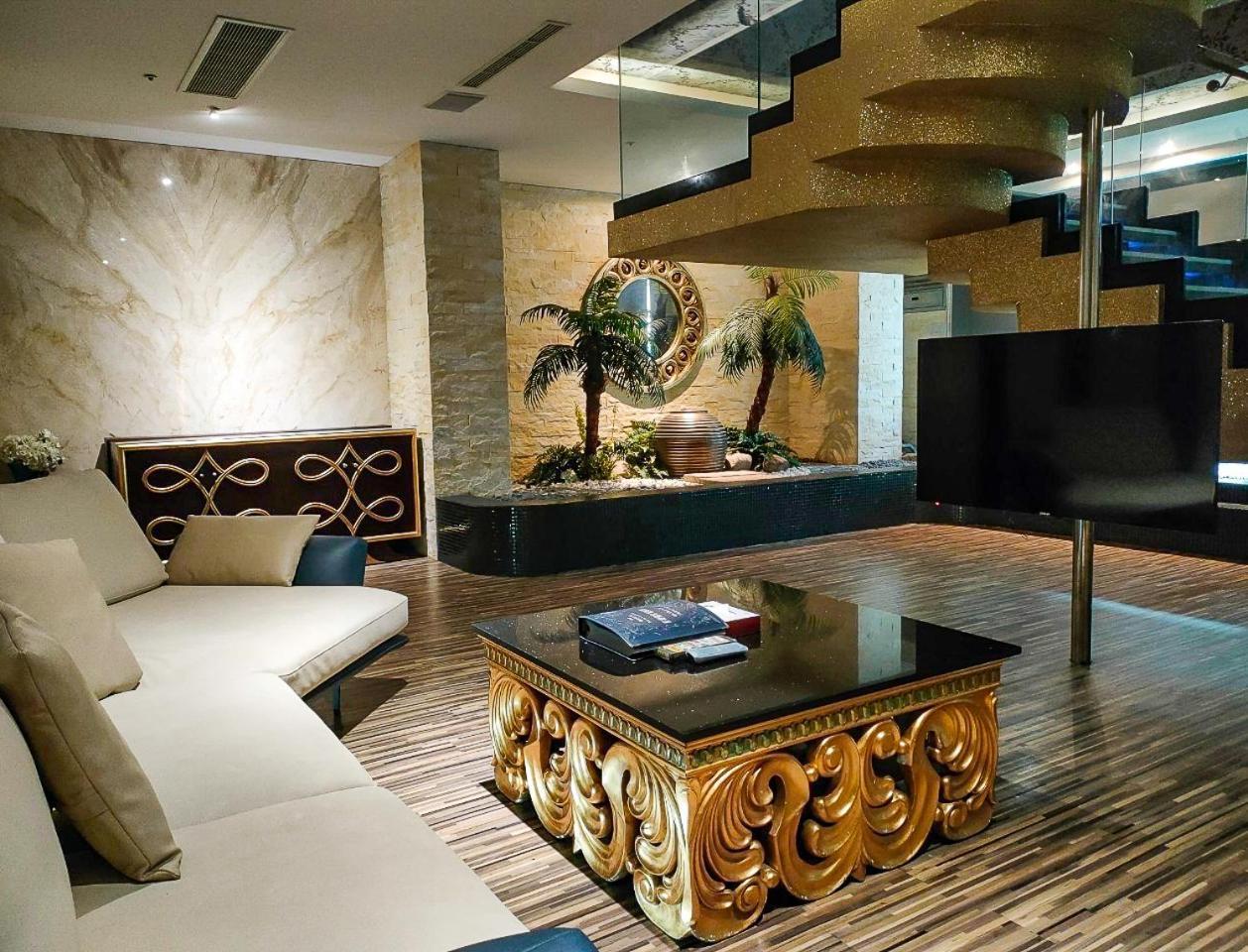 All-Ur Boutique Motel - Taichung Branch Екстер'єр фото