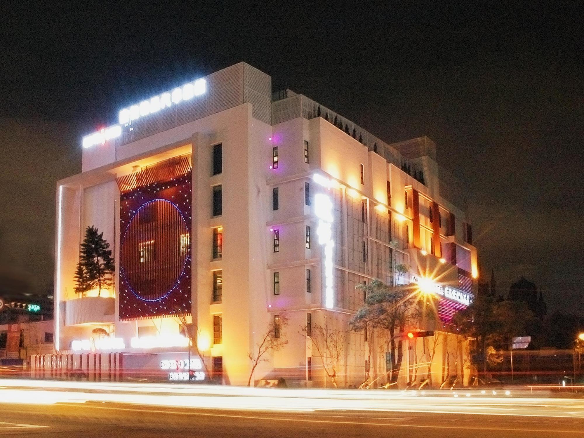 All-Ur Boutique Motel - Taichung Branch Екстер'єр фото