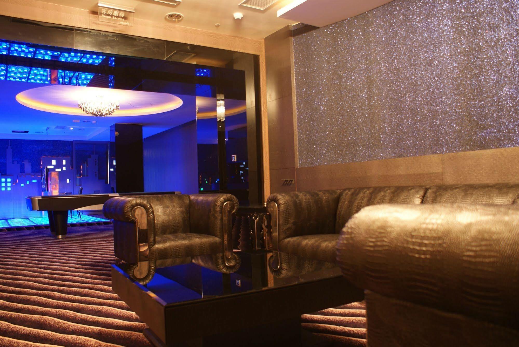 All-Ur Boutique Motel - Taichung Branch Екстер'єр фото