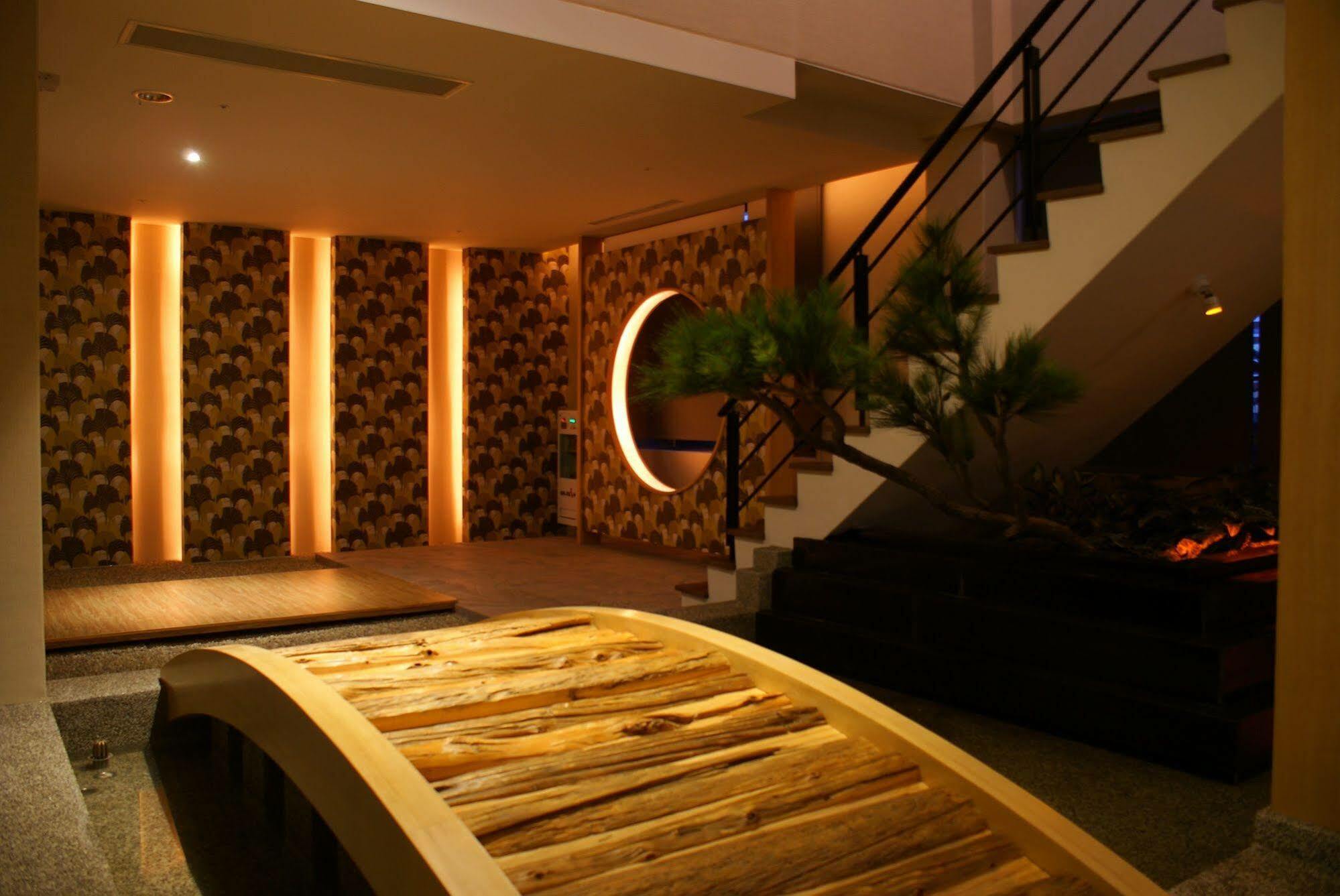 All-Ur Boutique Motel - Taichung Branch Екстер'єр фото